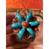 Brazalete Étnico de Plata Tibetana - Joya con Turquesas y Corales
