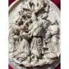 Relieve Escultural Religioso - Escena de la Crucifixión en Espuma de Mar