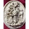Relieve Escultural Religioso - Escena de la Crucifixión en Espuma de Mar