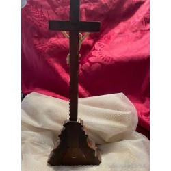 Crucifijo de Marfil y Carey - Obra de Arte Religiosa Tradicional