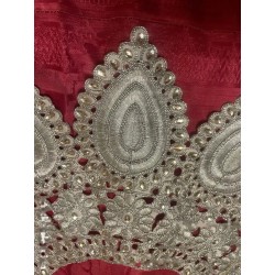 Cuello Vintage con Bordado de Plata - Pieza Artesanal de Alta Costura
