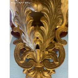 Ménsula Barroca Dorada - Pieza Decorativa de Estilo Ornamental