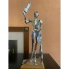 Escultura en metal de un torero
