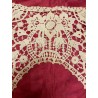 Cuello Vintage de Encaje Elaborado - Pieza Textil de Alta Costura