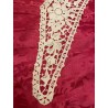 Cuello Vintage de Encaje Elaborado - Pieza Textil de Alta Costura