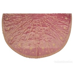 Manto Litúrgico en Seda Rosa con Bordados Dorados - Pieza Textil Religiosa