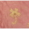 Manto Litúrgico en Seda Rosa con Bordados Dorados - Pieza Textil Religiosa
