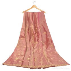 Manto Litúrgico en Seda Rosa con Bordados Dorados - Pieza Textil Religiosa