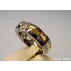 Anillo de Titanio Bicolor Elegante - Joya Moderna con Circonita Brillante
