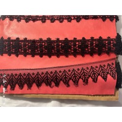 Encajes Vintage Negros - Piezas Artesanales Textiles de Colección