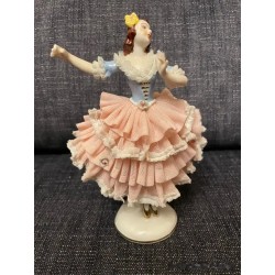 Figura de Bailarina Vintage en Porcelana - Escultura de Danza Clásica