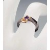 Anillo de Diseño Moderno - Plata Dorada con Amatista Elegante