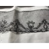 Encaje Vintage Negro - Pieza Textil Delicada de Colección Histórica