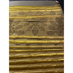 Entredos Vintage de Seda Bordado en Oro - Pieza Textil de Lujo Histórica