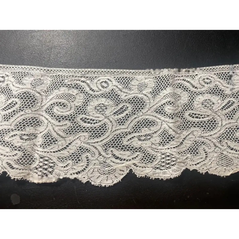 Encaje Antiguo de Bolillos Marfil - Puntilla Vintage 270cm x 9cm Diseño Floral