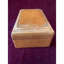 Caja Antigua de Cuero - Joyero Vintage con Cenefa Dorada Repujada Artesanal