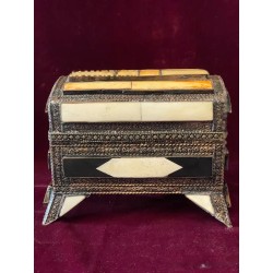 Cofre Antiguo Marroquí - Caja Artesanal Metal y Hueso Diseño Oriental Vintage