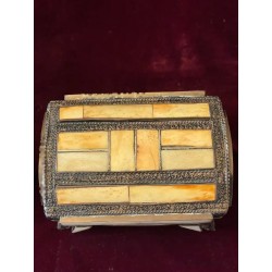 Cofre Antiguo Marroquí - Caja Artesanal Metal y Hueso Diseño Oriental Vintage
