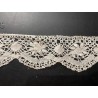 Encaje Antiguo de Bolillos con Flores - Puntilla Vintage Calada 420cm x 8cm