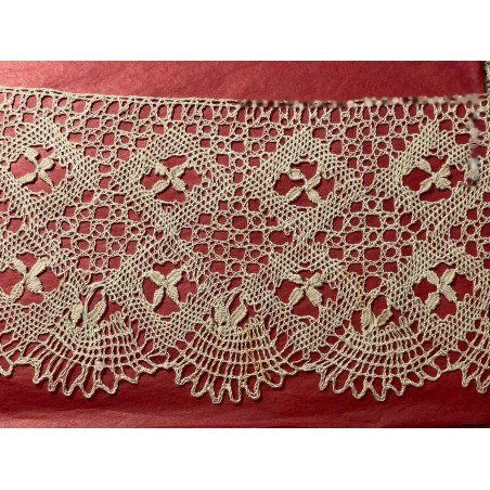 Encaje Antiguo de Bolillos Motivo Cruces - Puntilla Vintage 300cm x 10cm Artesanal