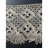 Encaje Antiguo de Bolillos Motivo Cruces - Puntilla Vintage 300cm x 10cm Artesanal