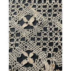 Encaje Antiguo de Bolillos Motivo Cruces - Puntilla Vintage 300cm x 10cm Artesanal