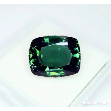 Turmalina Verde Certificada 9.32ct - Gema Talla Cojín AAA Premium Transparente