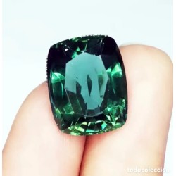 Turmalina Verde Certificada 9.32ct - Gema Talla Cojín AAA Premium Transparente