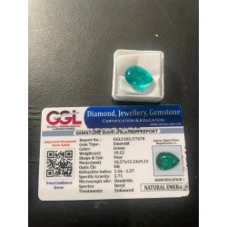 Esmeralda Natural Colombiana 10.22ct - Gema Talla Pera AAA Premium Certificada