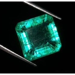 Esmeralda Natural Talla Esmeralda 11.57CT - Gema Colombiana AAA Premium Certificada