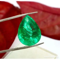 Esmeralda Talla Pera 3.62ct - Gema Natural Certificada Verde Intenso