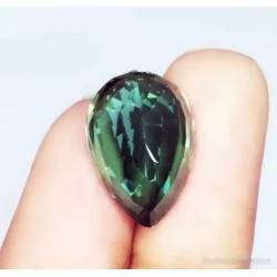 Amatista Natural Verde 10,37 CT - Gema Tallada con Certificado de Autenticidad