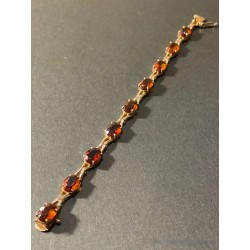 Pulsera de Oro con Granates Rojos - Elegante Joya Vintage con Engaste Fino