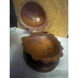 Caja Antigua de Madera en Forma de Concha Marina - Joyero Vintage Tallado Artesanal