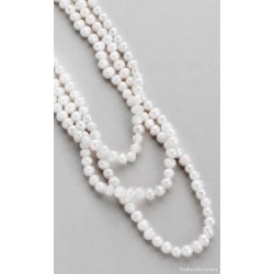 Collar Triple de Perlas Cultivadas con Elegante Cierre de Plata - Joya Clásica