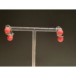Pendientes de Plata con Doble Coral Rojo - Elegante Diseño en Ondas