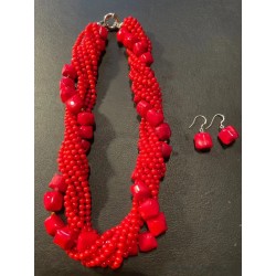 Conjunto de Collar Trenzado y Pendientes de Coral Rojo - Diseño Multicadena