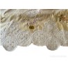 Colcha de Seda Bordada con Escena Oriental - Pieza Textil Siglo XIX