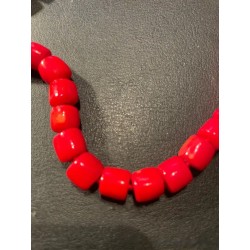 Collar de Coral Rojo con Cuentas Tubulares - Pieza Mediterránea Tradicional