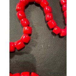 Collar de Coral Rojo con Cuentas Tubulares - Pieza Mediterránea Tradicional