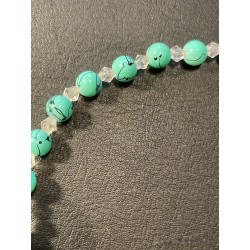 Collar Artesanal de Turquesa y Amatista - Diseño Multicapa con Cuentas Naturales