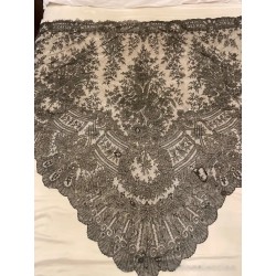 Mantilla Antigua de Tres Picos de Cambray - Encaje Chantilly Elaborado Negro