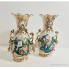 Pareja de Jarrones Isabelinos de Porcelana Decorativa con Flores - Antigüedad