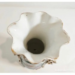 Pareja de Jarrones Isabelinos de Porcelana Decorativa con Flores - Antigüedad