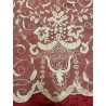 Encaje Antiguo de Cadeneta sobre Tul Burgundy - Bordado Floral Artesanal