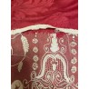 Encaje Antiguo de Cadeneta sobre Tul Burgundy - Bordado Floral Artesanal