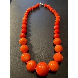 Collar de Coral Rojo Natural en Degradado - Joya Mediterránea con Cierre de Plata