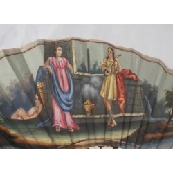 Abanico antiguo con varillas de hueso y motivos musicales - 18 cm