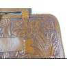 Cartera Vintage de Cuero Repujado - Diseño Artesanal con Motivos Florales
