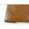 Cartera Vintage de Cuero Repujado - Diseño Artesanal con Motivos Florales